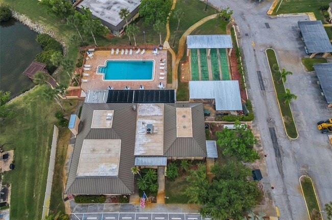 Building Photo - 4200 Hampton Dr
