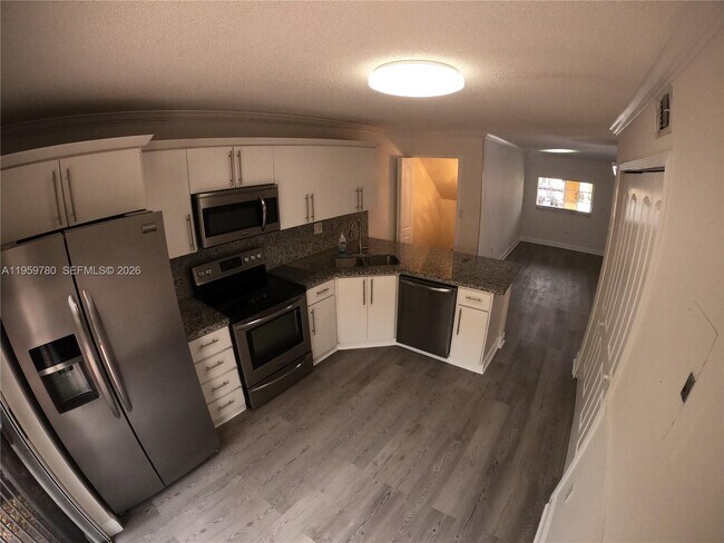 Building Photo - 7908 W 34th Ln