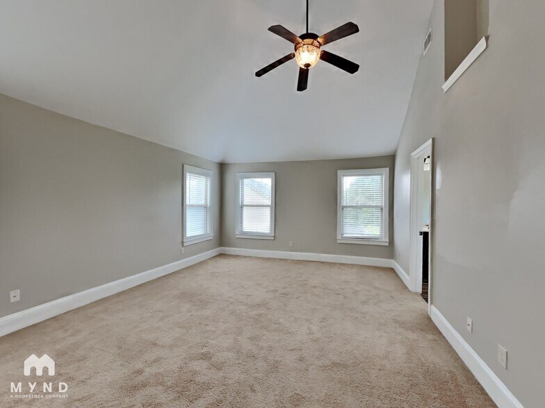 Building Photo - 1205 Ithaca Dr