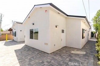 Building Photo - 11939 Burton St