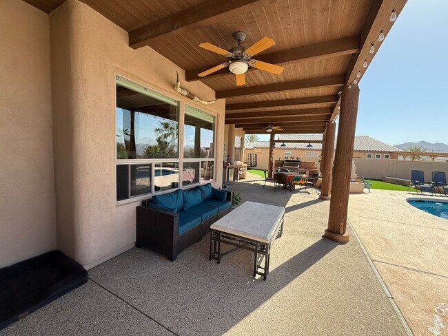 Building Photo - Gorgeous Furnished Pool/Spa Home with spectacular views