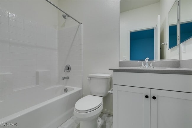 Building Photo - 5632 Hill Spire St