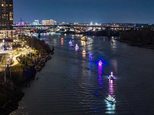 Building Photo - 841 S Gaines St