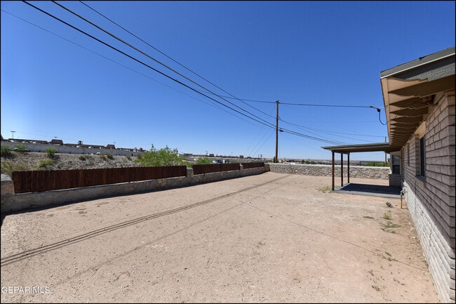 Building Photo - 7117 Alto Rey Ave