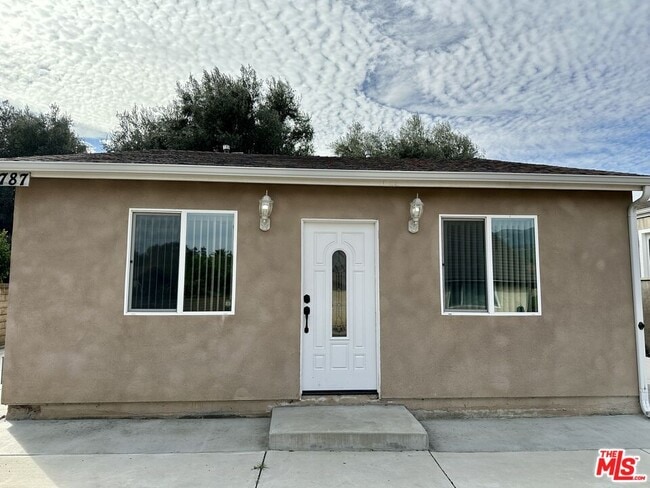 Building Photo - 13787 De Garmo Ave