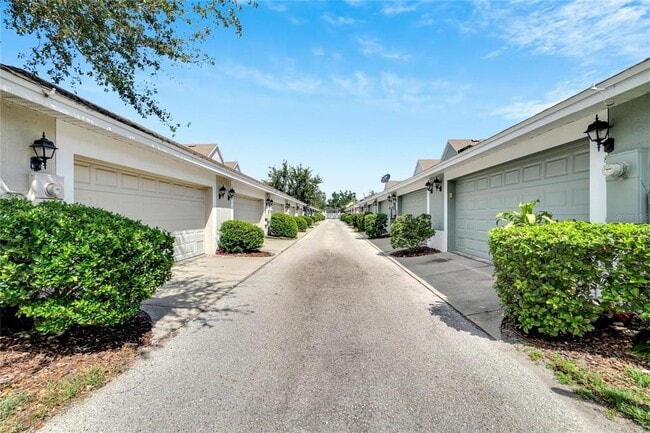 Building Photo - 7322 S Trask St