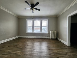 Building Photo - 7850 S Burnham Ave