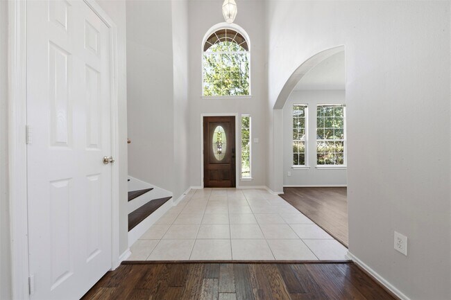 Building Photo - 43 N Abram Cir