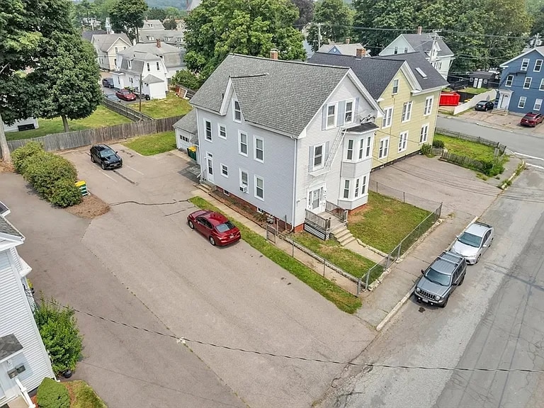 Building Photo - 9 Leonard St