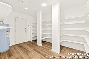 Building Photo - 1687 Fir Cir