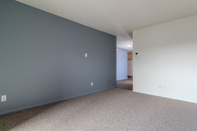 Building Photo - 1st Month Free!