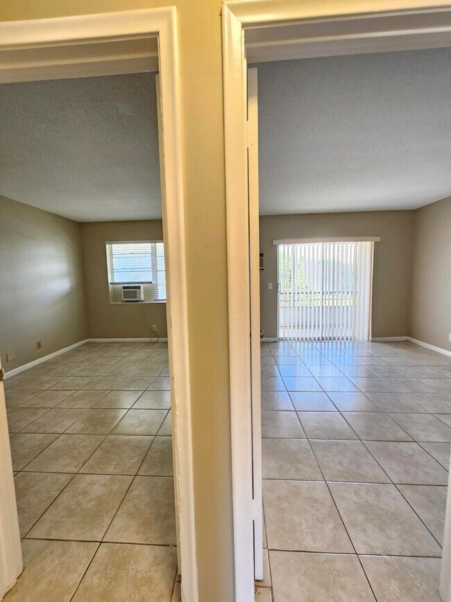 Building Photo - 114 Norwich E