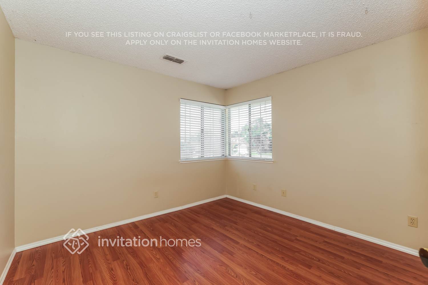 Building Photo - 4886 Birkdale Cir