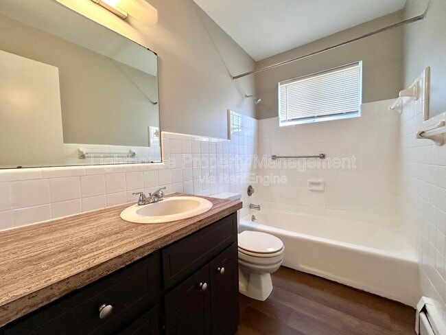 Building Photo - 143 Exchange St SE