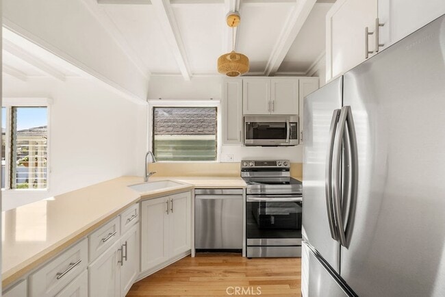 Building Photo - 170 McAulay Pl