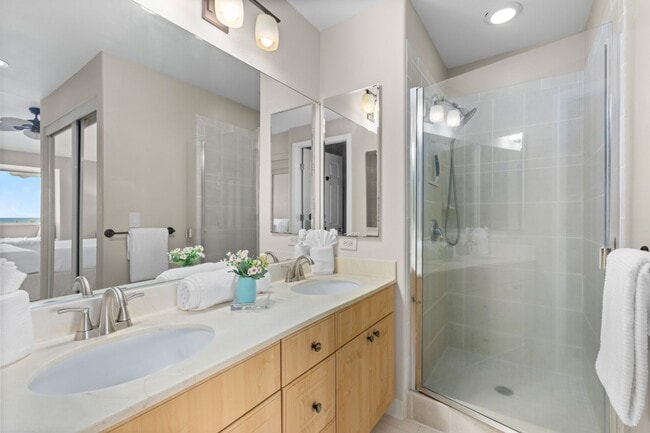 Building Photo - 2 Bedroom Furnished Condo at Kona Sea Ridge