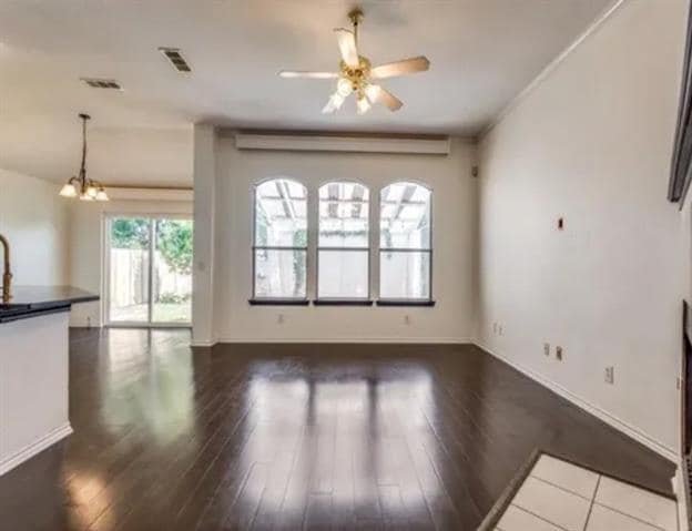 Building Photo - 2907 Nandina St