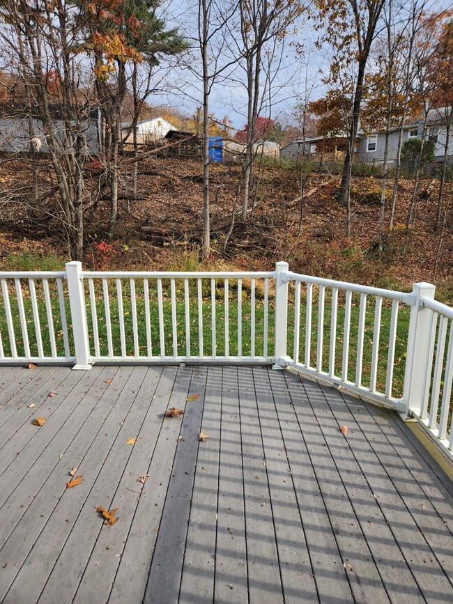 Building Photo - 28 Holler Rd