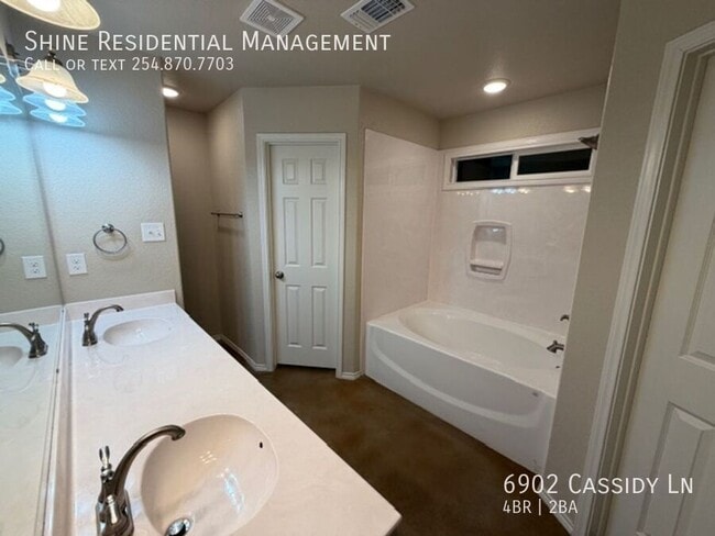 Building Photo - 6902 Cassidy Ln