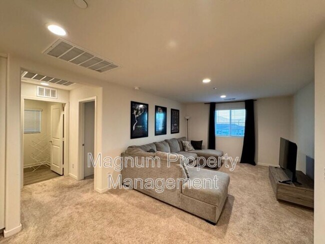 Building Photo - 30411 Ridgecrest Rd