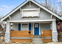 Building Photo - Recently Renovated 3BD/2BA House in KCMO