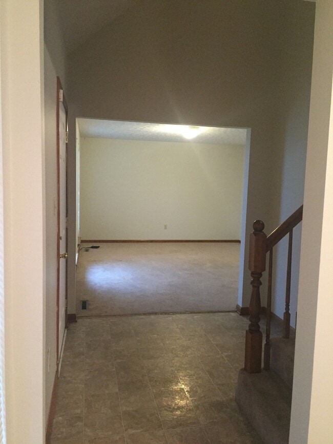 Building Photo - 103 Joseph Ct