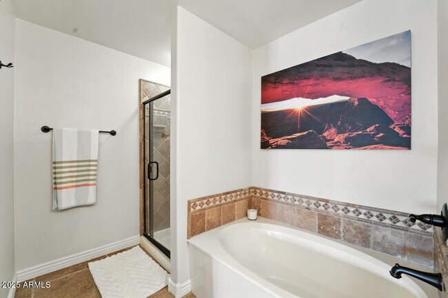 Building Photo - 5350 E Deer Valley Dr