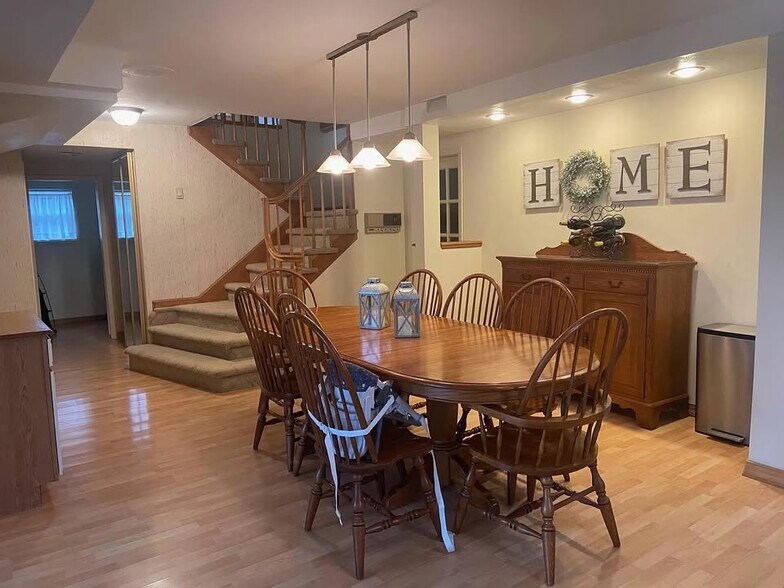 Building Photo - 37842 Atkins Knoll Rd