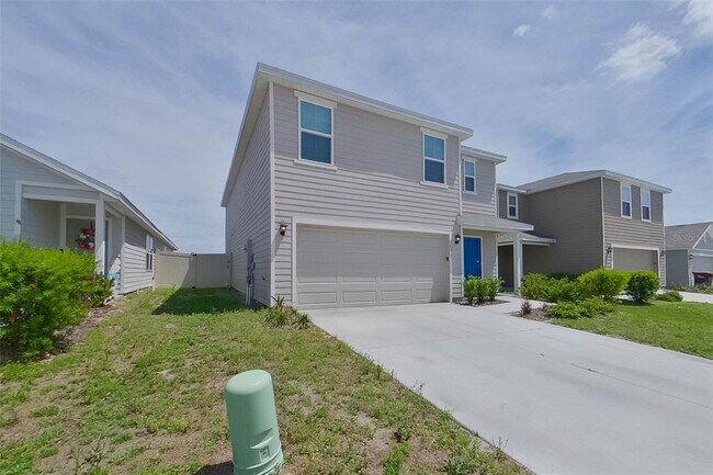 Building Photo - 8641 SW 43rd Ter