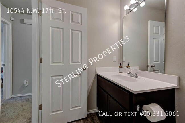 Building Photo - 10544 NW 17th St