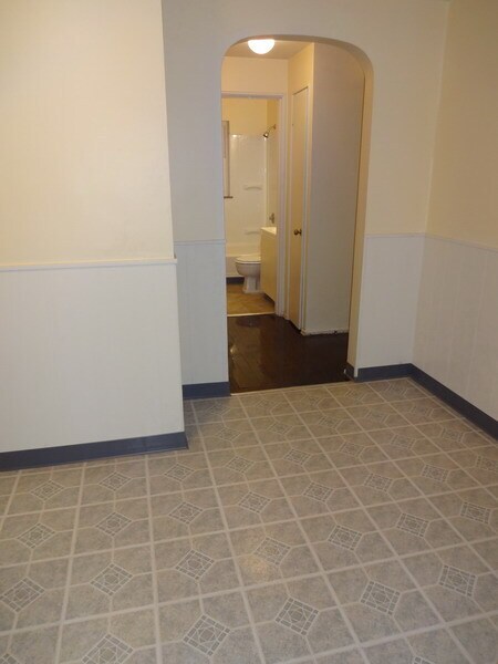 Hallway 1 - 58 Gorman Ln