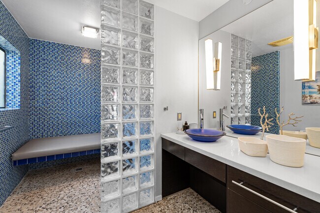 Building Photo - 72596 Beavertail St