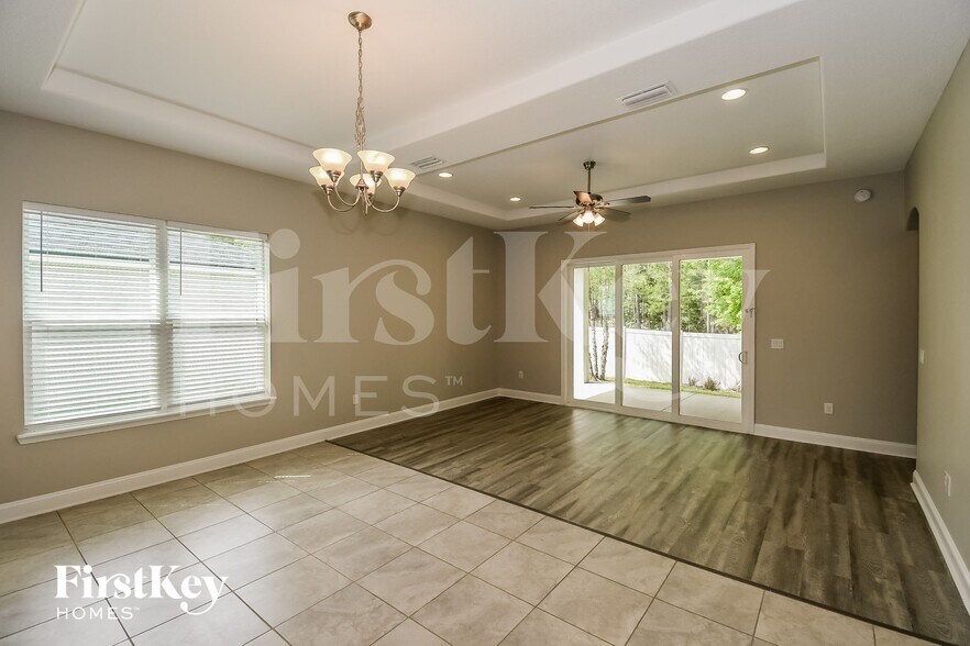 Building Photo - 4157 Emilio Ln