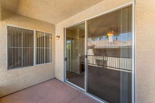 Building Photo - 7139 S Durango Dr