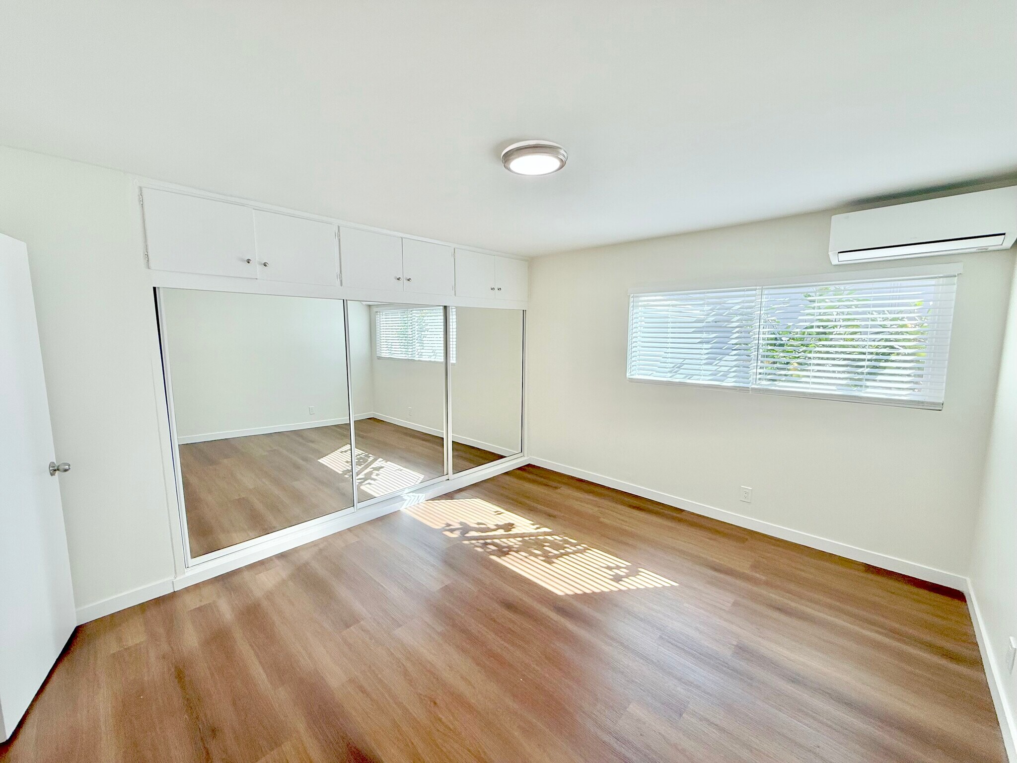 Building Photo - 231 California Ave