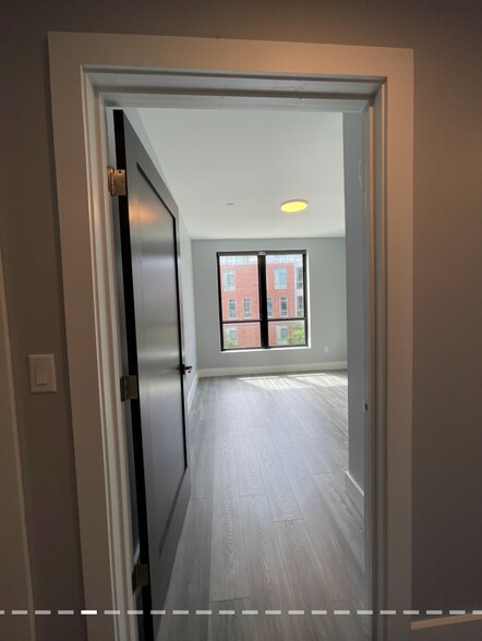 Building Photo - 367 Western Ave