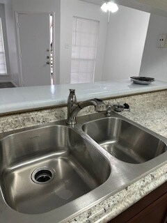 Building Photo - 12480 Abrams Rd