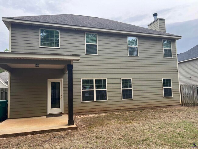 Building Photo - 204 Dog Fennel Ln