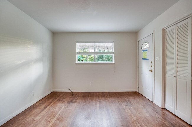 Building Photo - 3707 Tom Green St