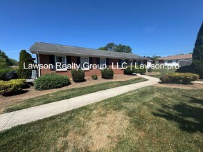 Building Photo - Moran 623-625