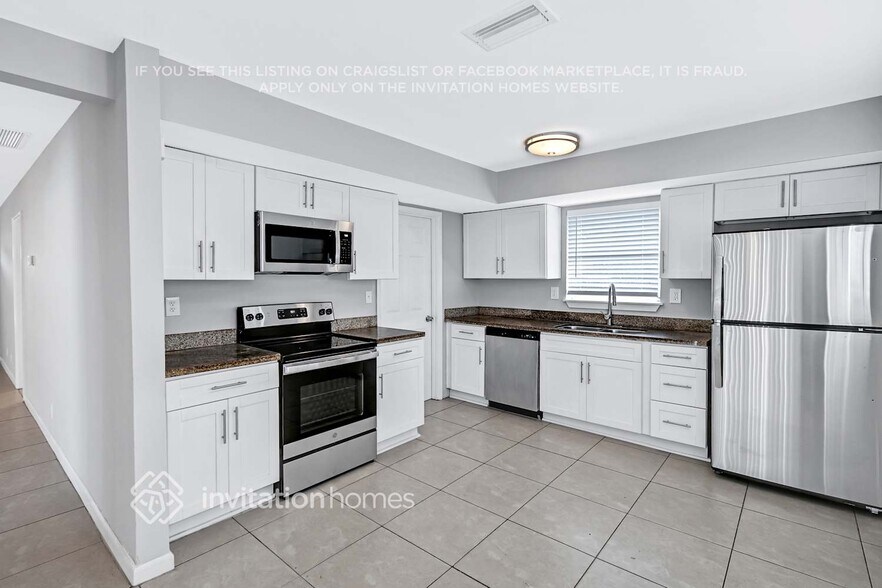 Building Photo - 4806 Pine Knott Ln