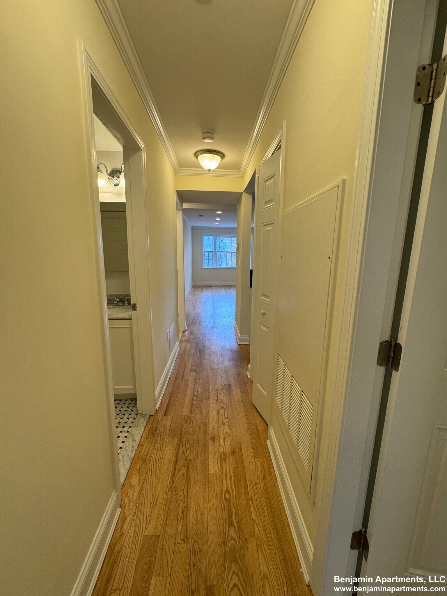 Building Photo - 20 Langdon St