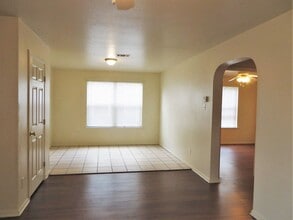 Building Photo - 2216-A Katy Lane