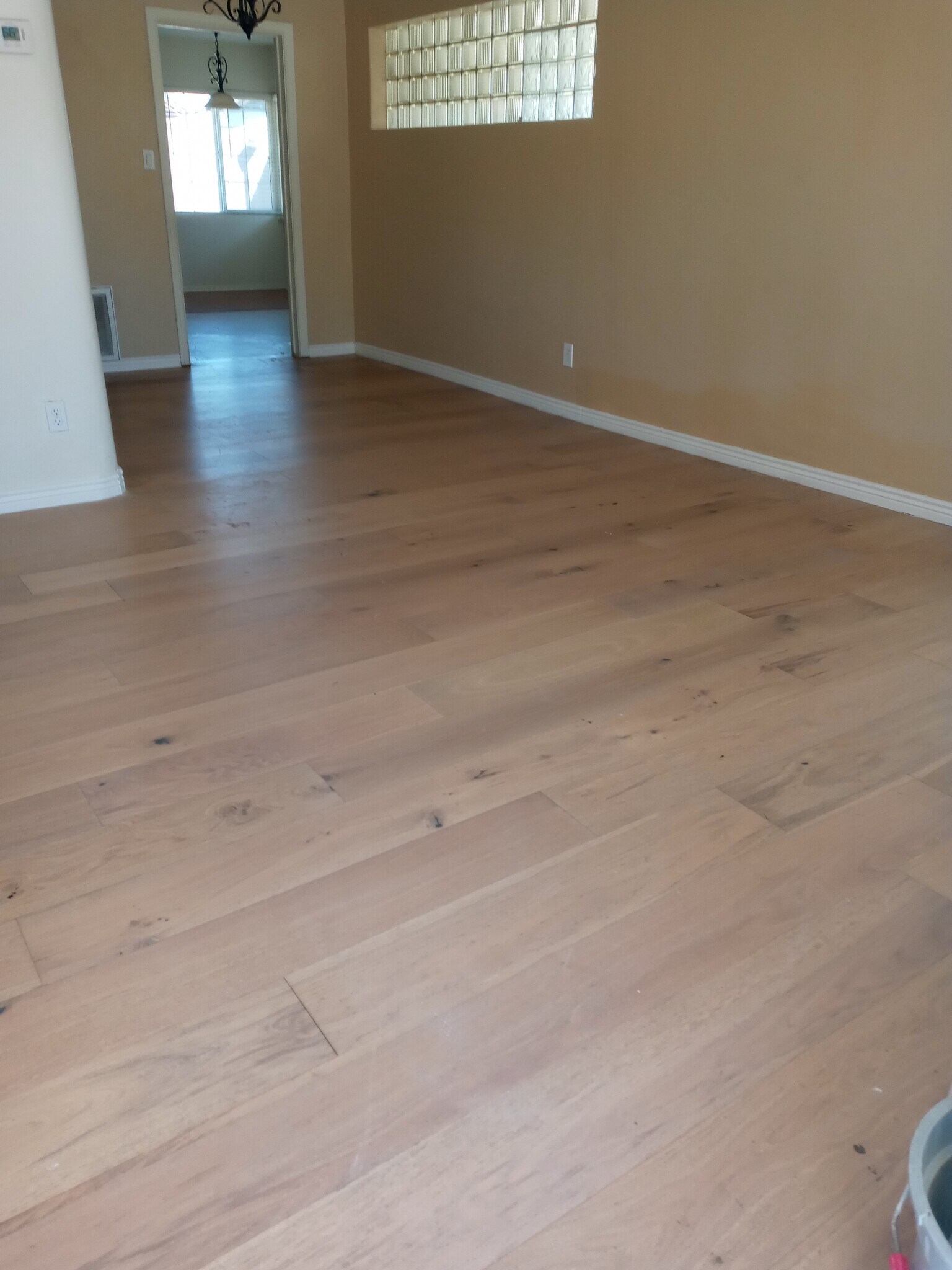 newVinyl PLANK - 340 E Virginia Cir