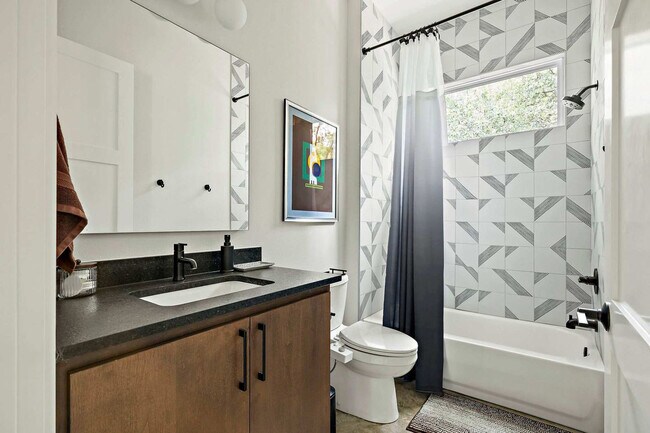 Building Photo - 3608 Pennsylvania Ave