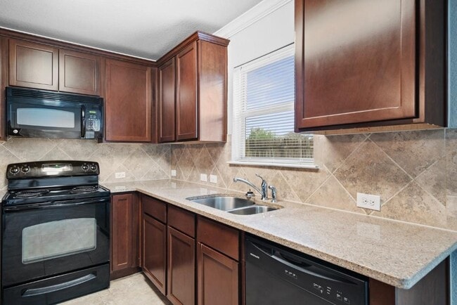 Building Photo - 7204 Outfitter Drive