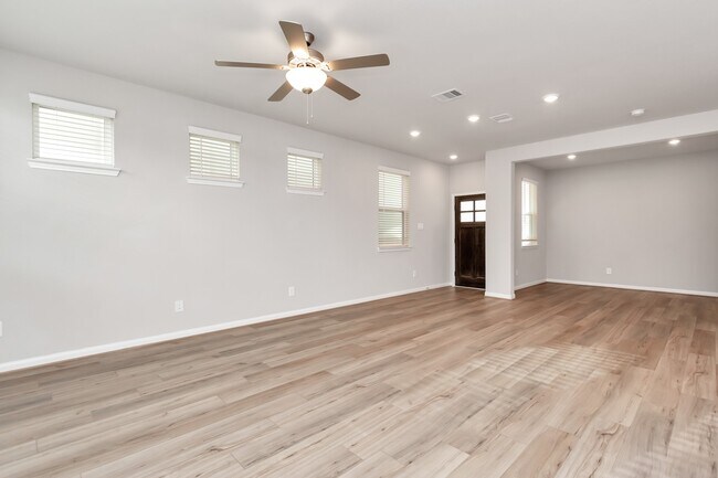 Building Photo - 1526 Parkland Oak Dr