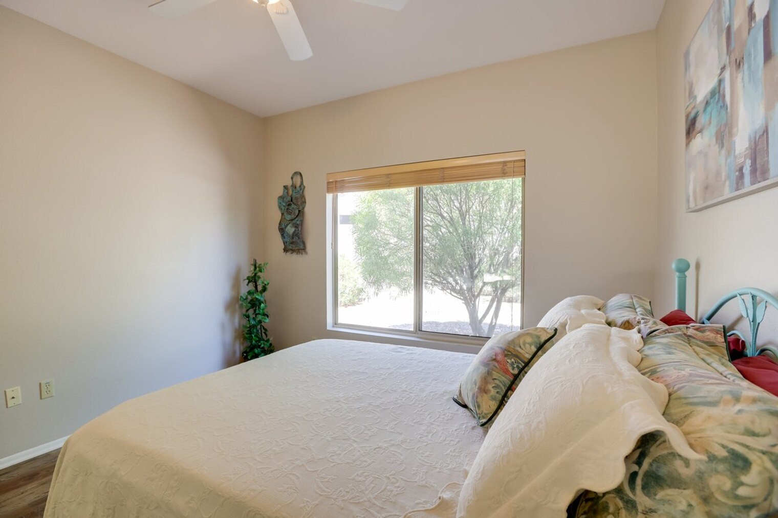 Building Photo - 15271 W Pantano Dr