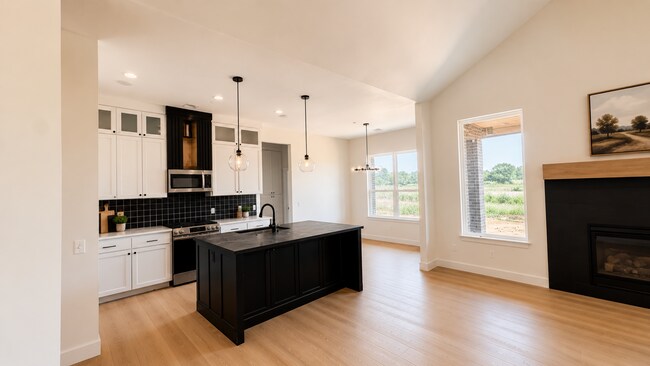 Building Photo - 1817 Aminas Wy