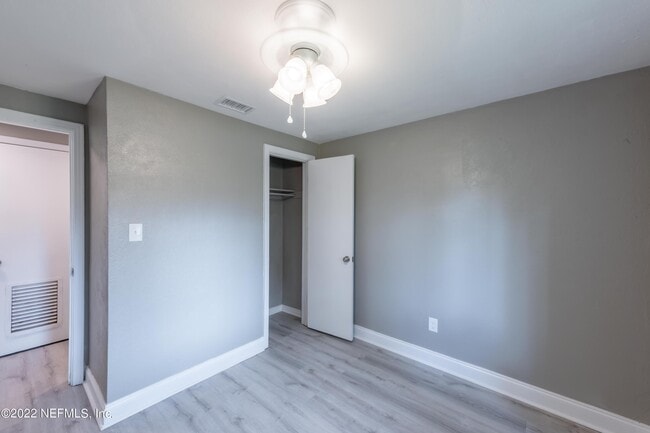 Building Photo - 7832 Newton Rd